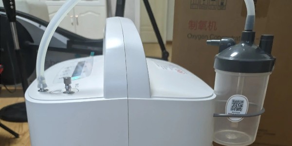 制氧機(jī)不是奢侈品：家庭、急救與高風(fēng)險(xiǎn)人群的實(shí)用指南